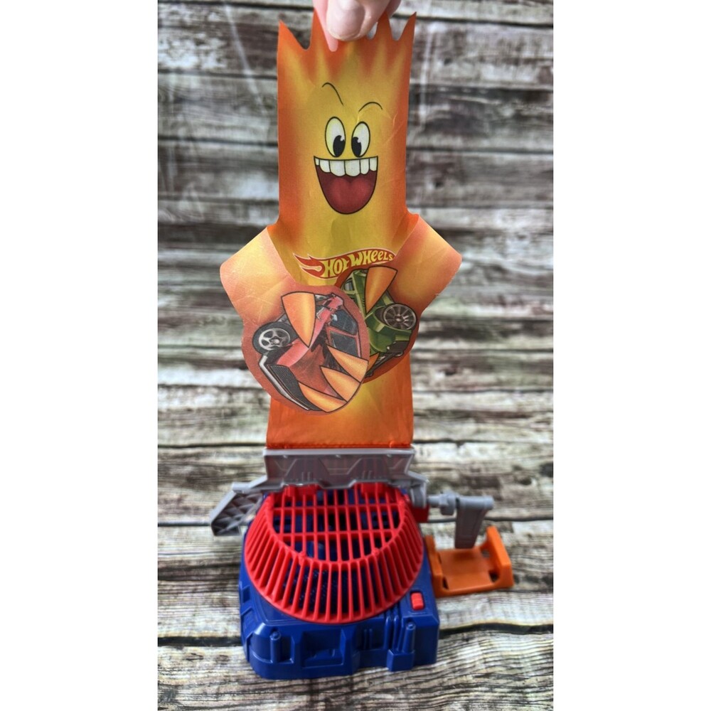 2014 Hot Wheels Track Builder Fan Man Track Accessory Piece: For Parts Only READ
